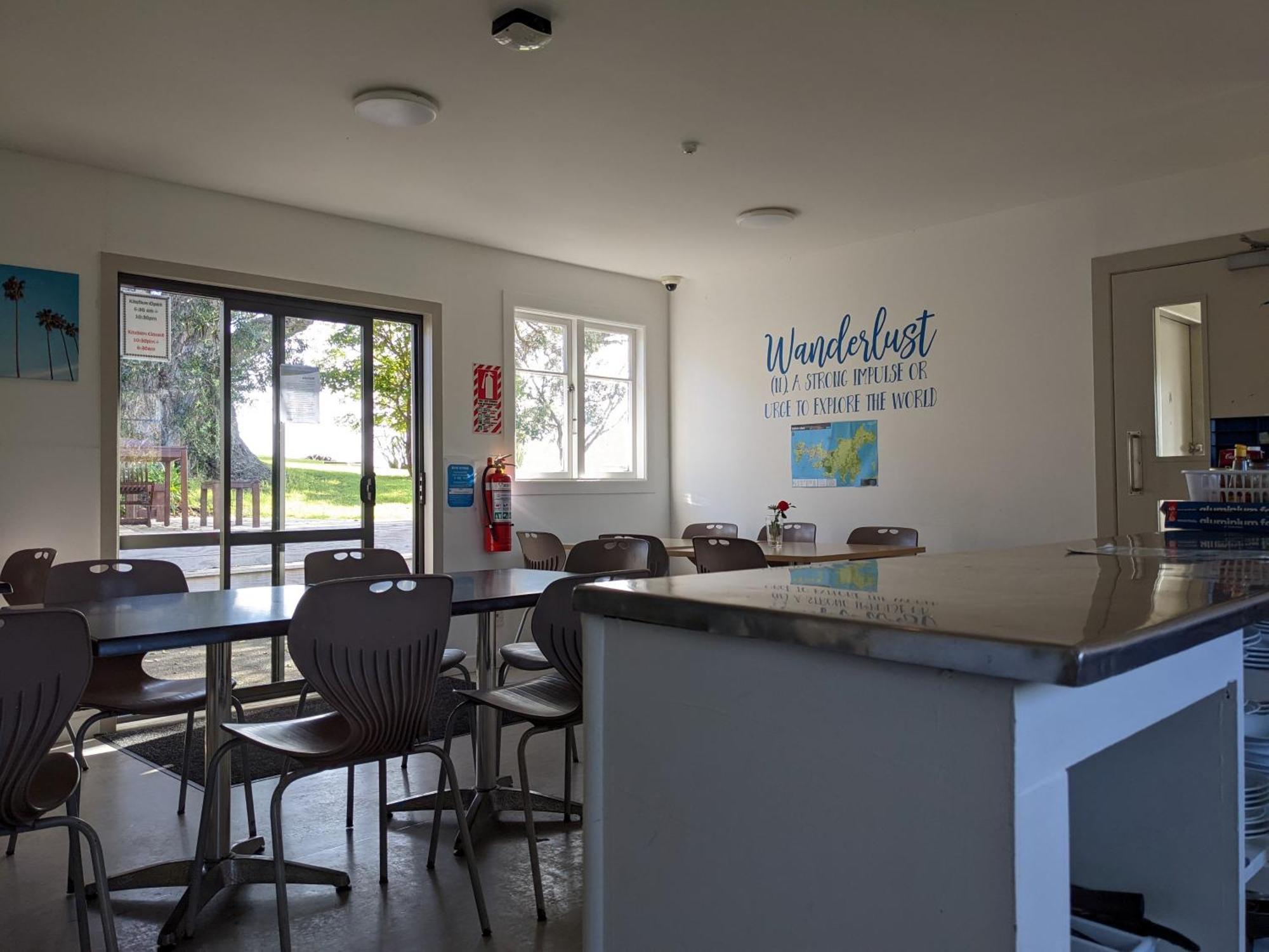 Waiheke Backpackers Hostel Onetangi Buitenkant foto
