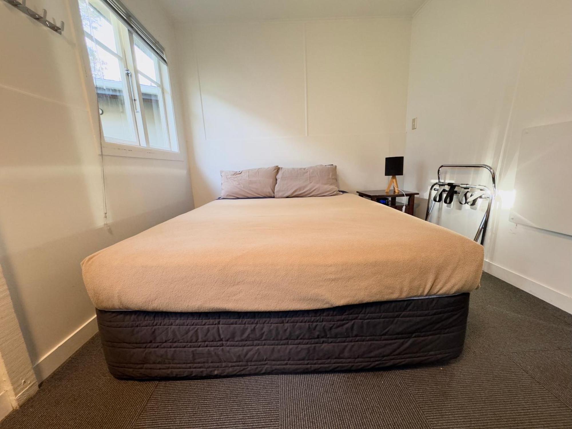 Waiheke Backpackers Hostel Onetangi Buitenkant foto
